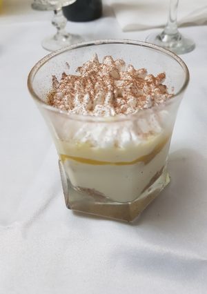 Una foto de Tiramisú de mango