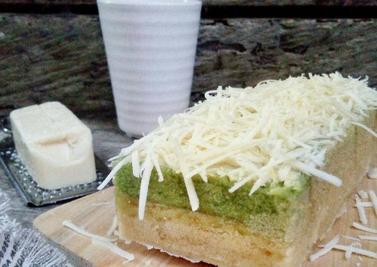 Cara Gampang Menyiapkan Lapis Pandan Keju yang Bisa Manjain Lidah