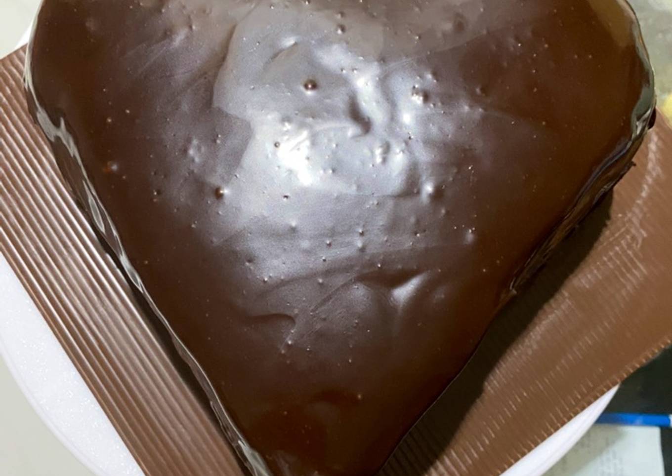 Chocolate ganache untuk dripping dan lapisan kue