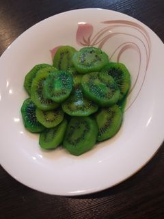 عکسی از دستور ترشک کیوی🥝😋