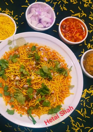 रसिया मुठिया (rasiya muthiya recipe in Hindi) रेसिपी मुख्य फोटो
