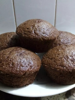 Una foto de Muffins súper chocolatosos🍫