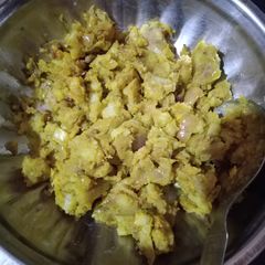 A picture of Aloo bharta.