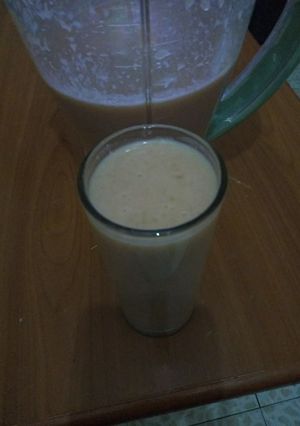 A picture of Watermelon Banana smoothie.