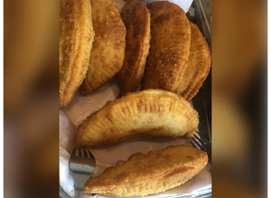 Una foto de Masa para empanadas fritas!!