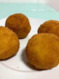 Una foto de Croquetas de pollo facilísimas