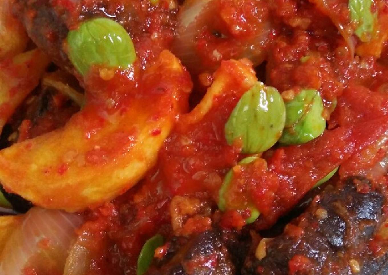 Balado ati ayam petai