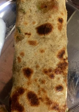A picture of Gobi mattar paratha.