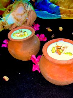 தேங்காய் ரப்டி (Thenkaai rabdi recipe in tamil) செய்முறை முக்கிய புகைப்படம்
