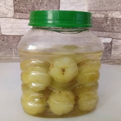 A picture of Salted Amla.