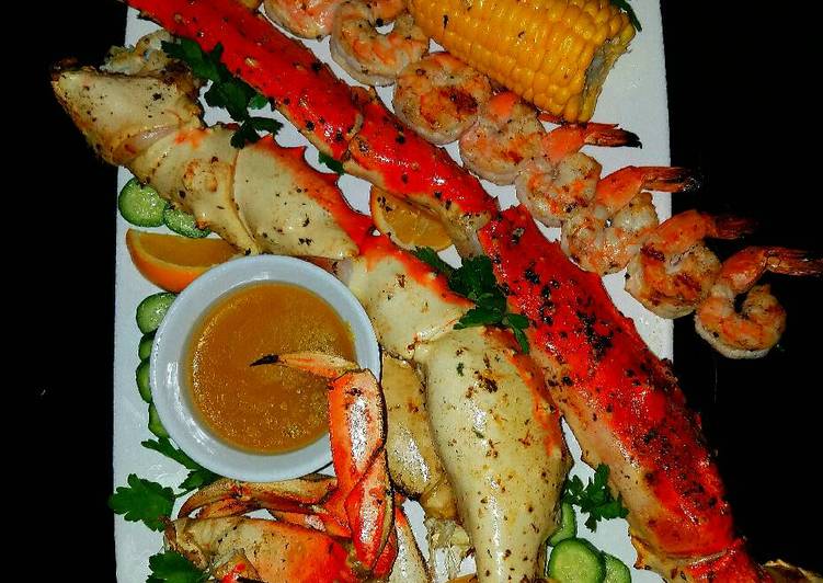 Mike's Poseidon Platter With Dungeness Crab Side Salad Mike's Poseidon Platter With Dungeness Crab Side Salad