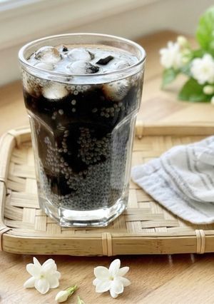 Hình của món 🌱 Nước Mát Hạt É Sương Sáo.
