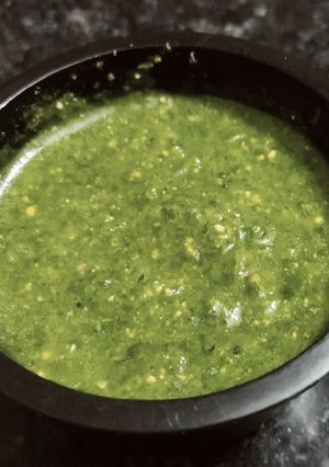 ફુદીના ચટણી (Pudina Chutney Recipe In Gujarati) રેસીપી મુખ્ય ફોટો