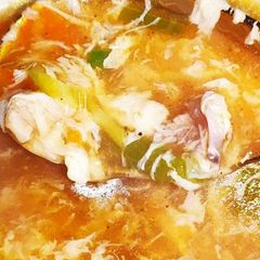 A picture of Hot and sour chicken soup.