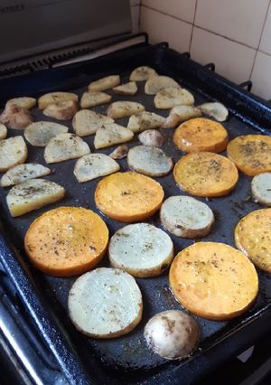 Una foto de Papas y calabazas al horno