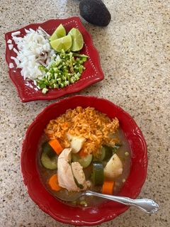 Una foto de Caldo de Pollo