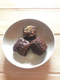 Foto resep Fudgy and Shinny Crust Brownies