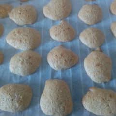 A picture of Banana biscuits.