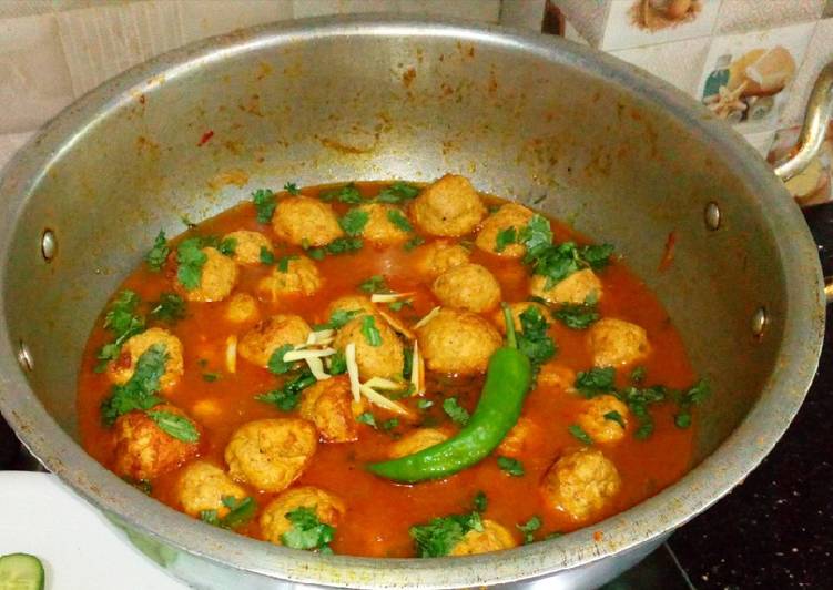 How to Serve Yummy Kofta karahi