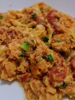 A picture of Chinese Tomato Scrambled Egg.