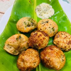 A picture of Mini Masala Paniyaram with Rava and Sattu atta.