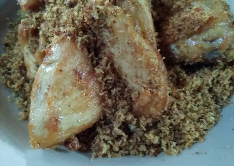 Ayam serundeng