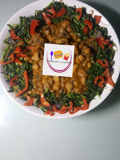 A picture of Beans and plantain porridge.