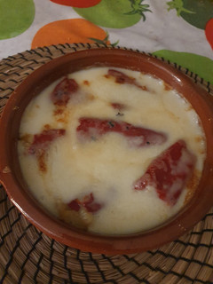 Una foto de Pimientos del piquillo rellenos de merluza gratinados