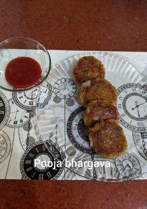 तोरई के कबाब (Turai ke kabab recipe in hindi) रेसिपी मुख्य फोटो