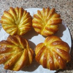 A picture of Streusel Bread.