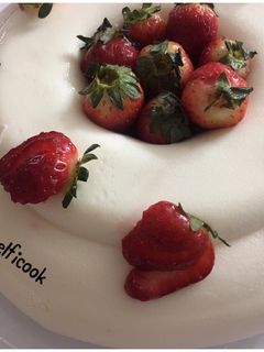 عکسی از دستور رمانوف توت فرنگی