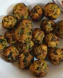 Spinach & methi muthiya (tea time snack)