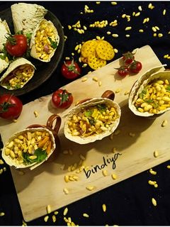 પાપડ કોન ભેળ(Papad Cone Bhel Recipe In Gujarati) રેસીપી મુખ્ય ફોટો