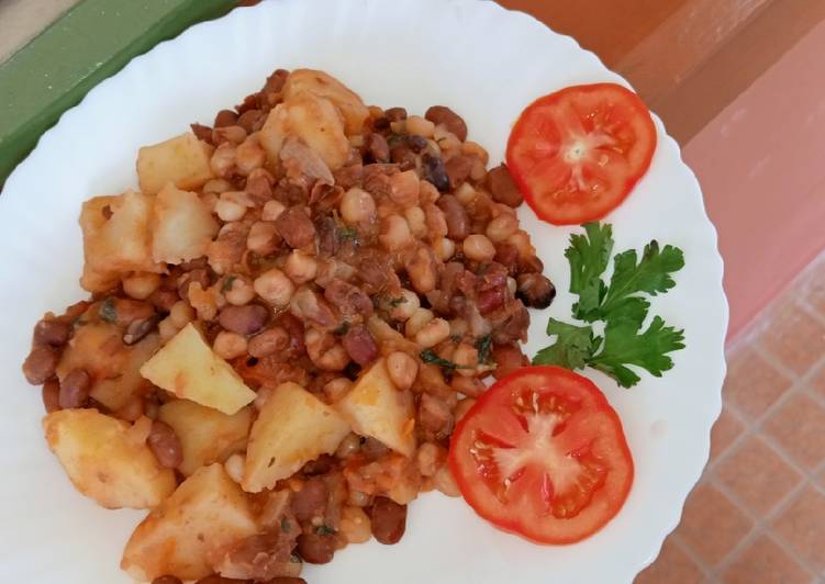 Recipe of Super Quick Homemade Githeri x potatoes