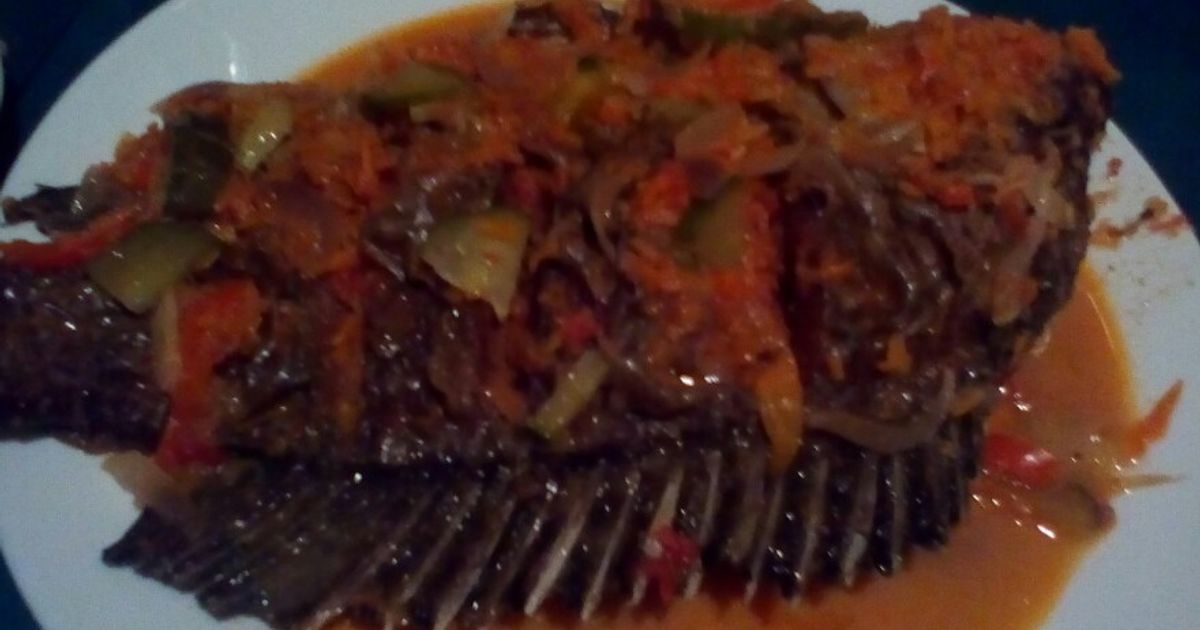 Wet Fry Fish With Vegetables 4weekchallenge Recipe by caroline Akello ...