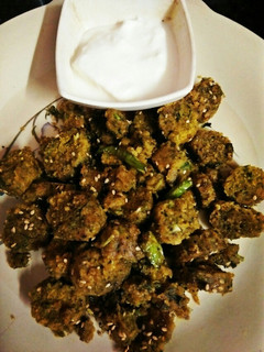 સુવાભાજી અને મેથી ભાજી ના મુઠિયાં (Suva Bhaji Methi Bhaji Muthia Recipe In Gujarati) રેસીપી મુખ્ય ફોટો