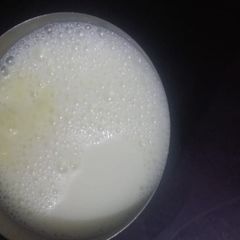 A picture of Haldi milk shake.