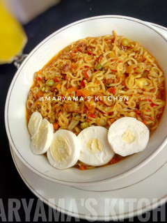 A picture of Supreme sexy noodles😂😂.