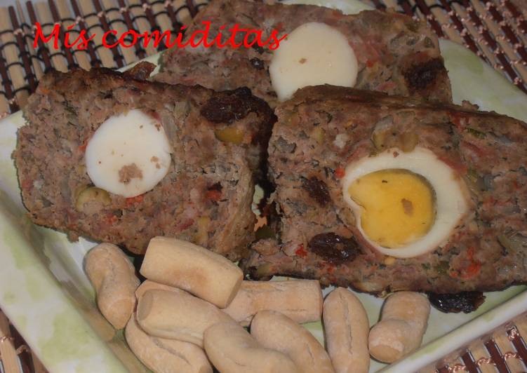 Pastel de carne y aceitunas