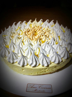 Una foto de Merengue suizo o cocido para decorar cualquier postre o torta