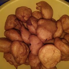 A picture of Fluffy golden bean cake.