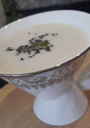 รูปของ Job's Tears & Raw White Sesame Milk นมลูกเดือยงาขาวงอก 🌱