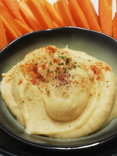 Una foto de Hummus de garbanzos