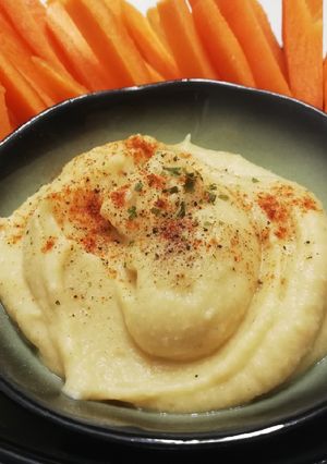 Una foto de Hummus de garbanzos