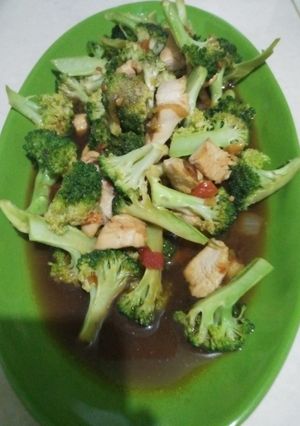 Foto resep Tumis Brokoli Ayam