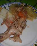 Pollo a la sartén con verduras. Papas y batatas  😉
