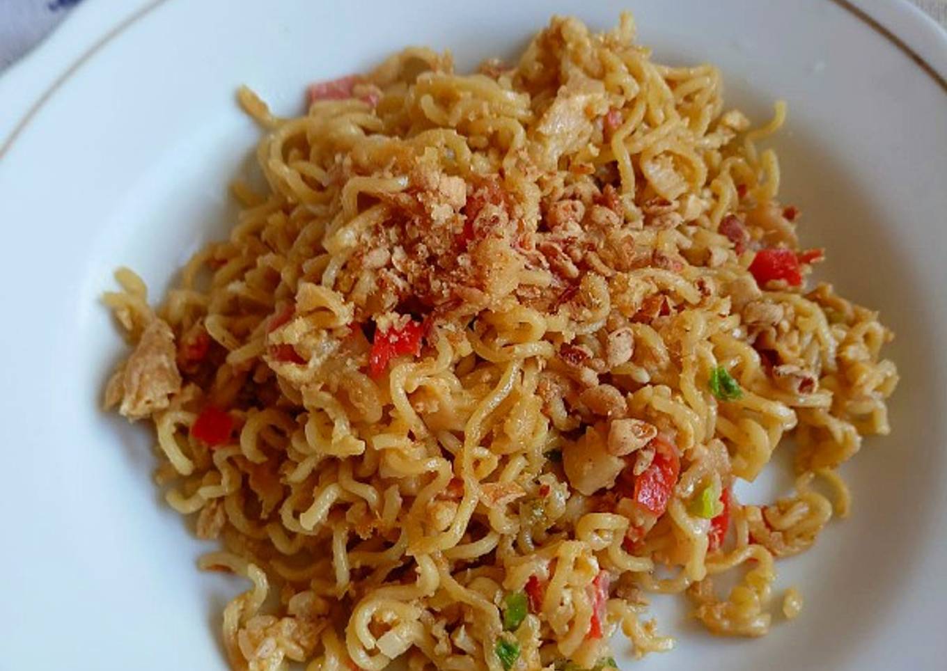 Indomie goreng ala mama Linni