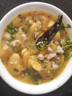 રંગુની વાલ (Ranguni Vaal Recipe In Gujarati) રેસીપી મુખ્ય ફોટો