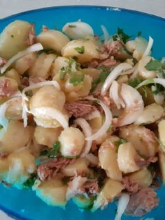 Una foto de Patatas aliñadas estilo Sevilla