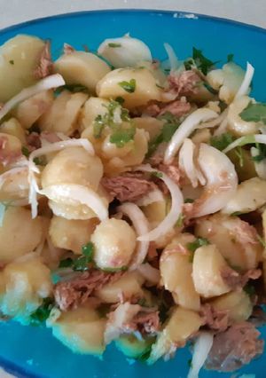 Una foto de Patatas aliñadas estilo Sevilla